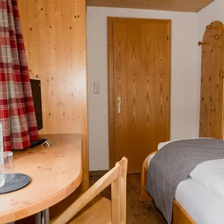 Zum Guten Tropfen Guest house